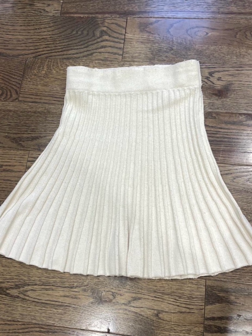 Zara knit cream white pleated skirt viral